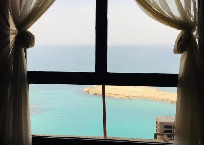 Glim Bay Ultra Lux Sea View Apartment