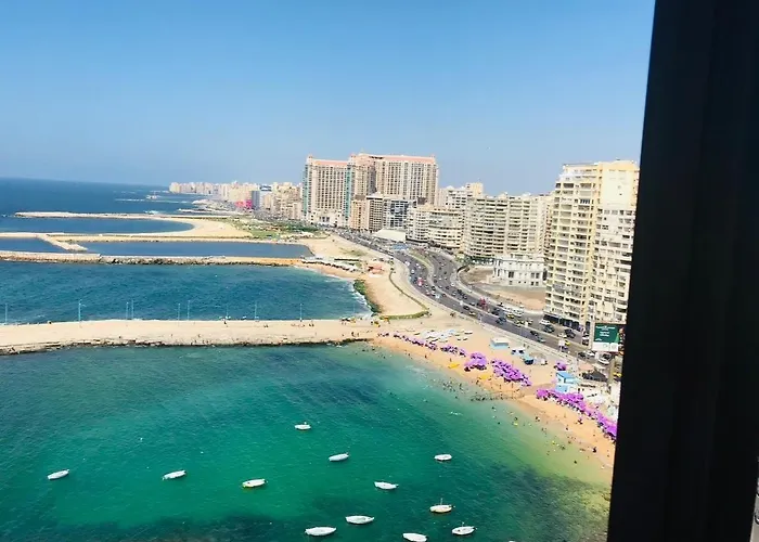 Glim Bay Ultra Lux Sea View Apartment